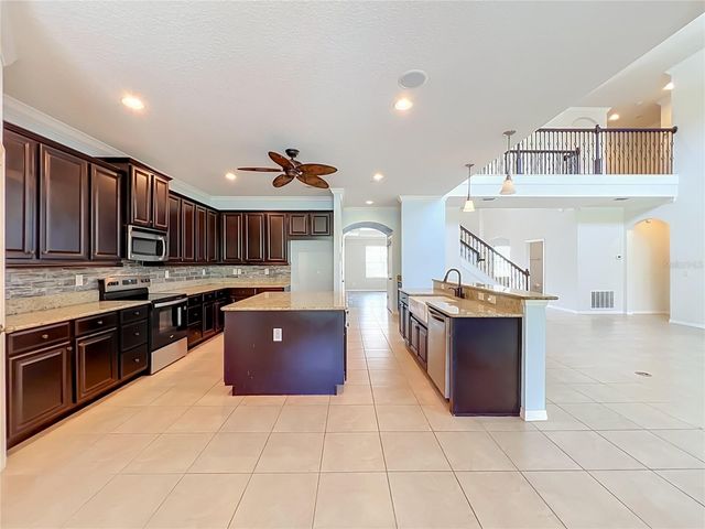 3012 SAN LEO DRIVE, Orlando, FL 32820