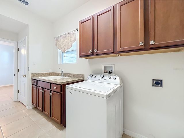 3012 SAN LEO DRIVE, Orlando, FL 32820