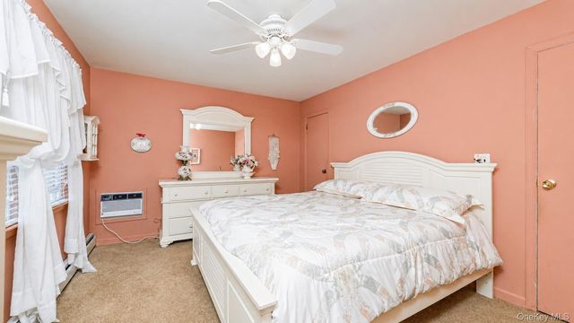 262 N Cedar Street, North Massapequa, NY 11758