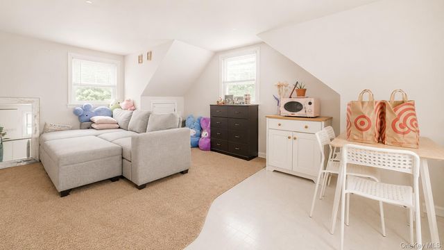262 N Cedar Street, North Massapequa, NY 11758