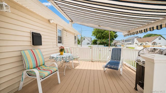 262 N Cedar Street, North Massapequa, NY 11758