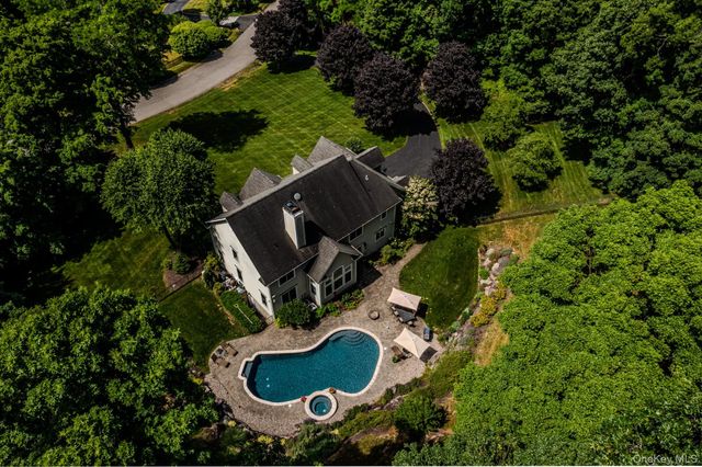 1938 Beekman Court, Yorktown Heights, NY 10598