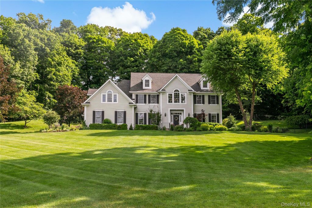 1938 Beekman Court, Yorktown Heights, NY 10598