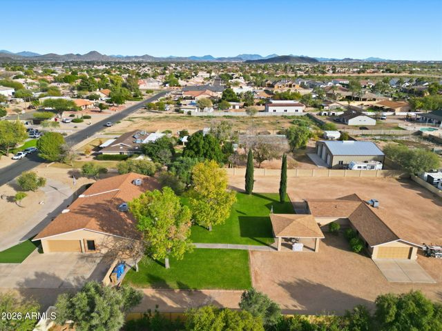 4815 W SOFT WIND Drive, Glendale, AZ 85310