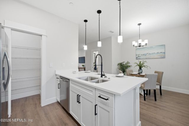 1304 1ST Avenue N, Jacksonville Beach, FL 32250