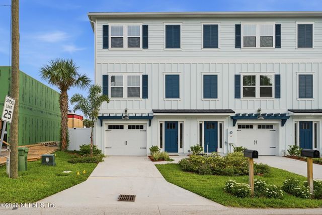 1304 1ST Avenue N, Jacksonville Beach, FL 32250