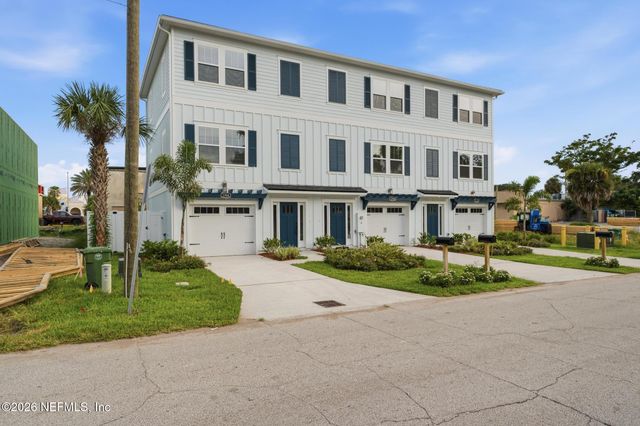 1304 1ST Avenue N, Jacksonville Beach, FL 32250