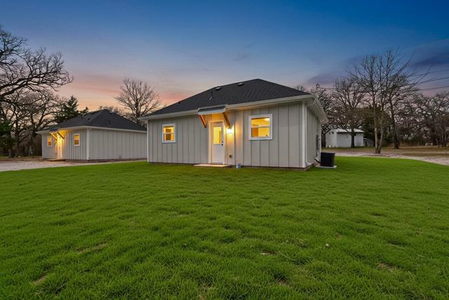 116 Garner Drive, Mabank, TX 75156