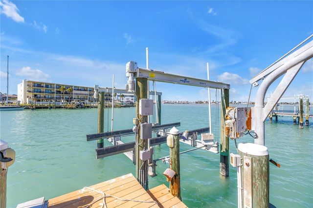 12520 4TH STREET E, Treasure Island, FL 33706