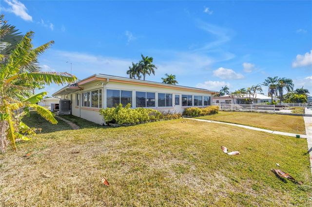 12520 4TH STREET E, Treasure Island, FL 33706