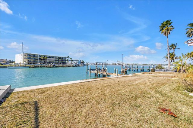 12520 4TH STREET E, Treasure Island, FL 33706