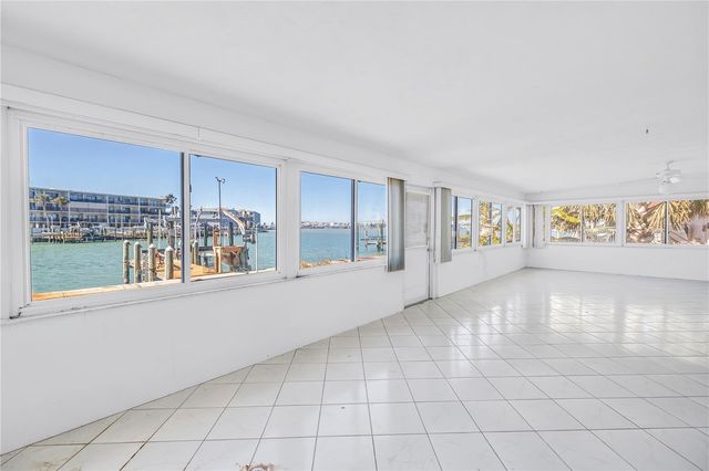 12520 4TH STREET E, Treasure Island, FL 33706