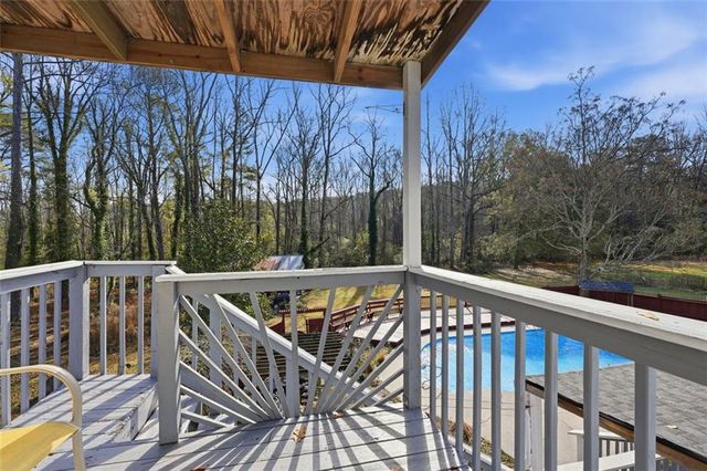 130 THORNTON Drive, Fayetteville, GA 30214