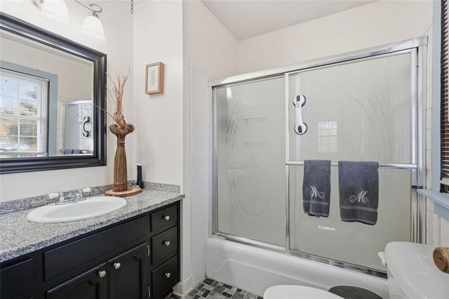 130 THORNTON Drive, Fayetteville, GA 30214