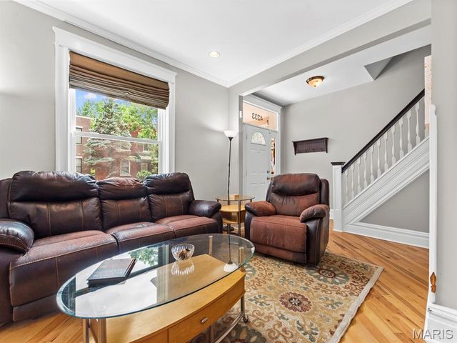 4233 Botanical Avenue, St Louis, MO 63110