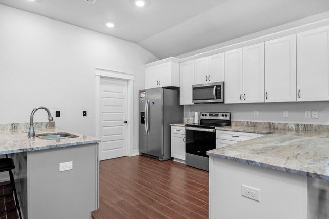 195 Wheat Drive, Crestview, FL 32536