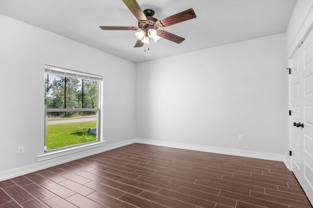 195 Wheat Drive, Crestview, FL 32536