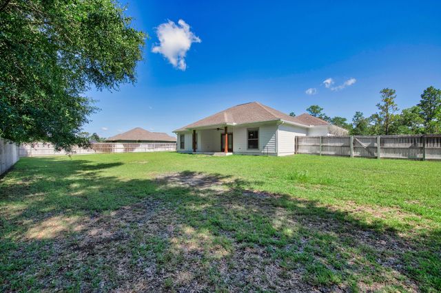 195 Wheat Drive, Crestview, FL 32536