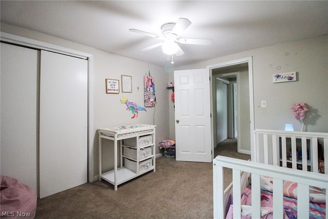 8248 Dawson Drive SE, Warren, OH 44484
