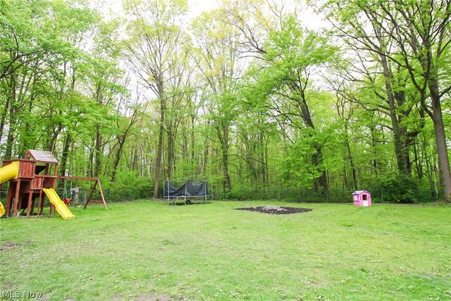 8248 Dawson Drive SE, Warren, OH 44484