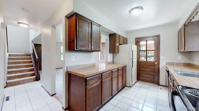 5745 W 2nd Avenue, Lakewood, CO 80226