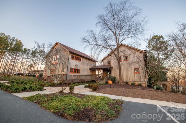 1228 Dali Boulevard, Mount Holly, NC 28120