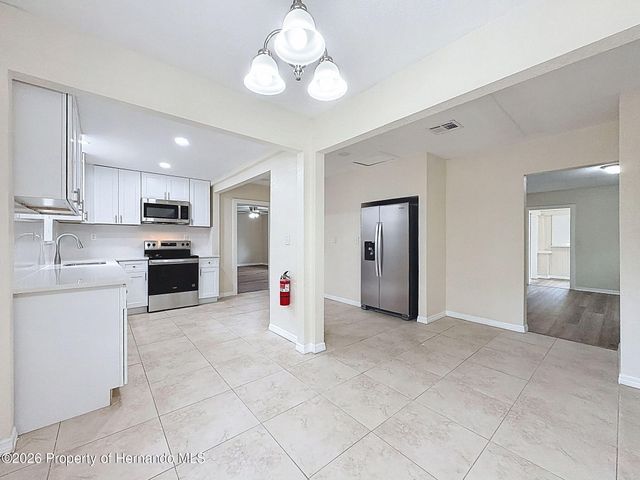 37420 Magnolia Avenue, Dade City, FL 33523