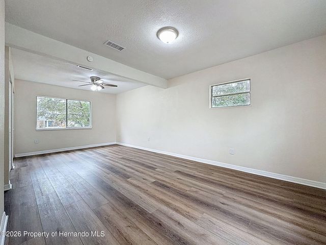 37420 Magnolia Avenue, Dade City, FL 33523