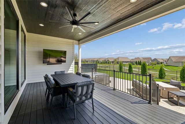 17636 Aurora Drive, Clive, IA 50325