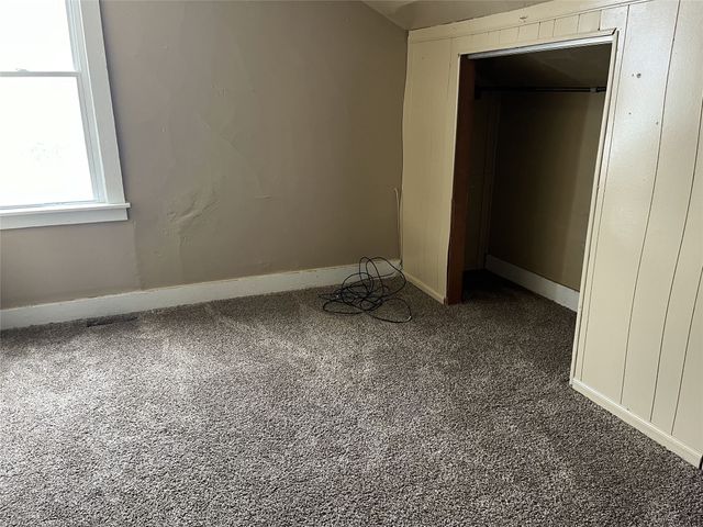 633 E 11TH Street, Erie, PA 16503