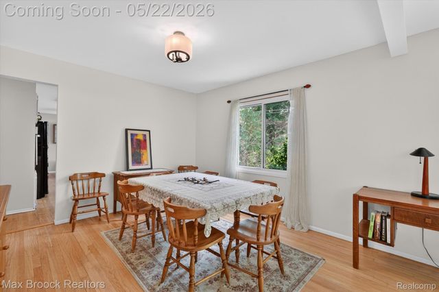 7456 Glengrove Drive, Bloomfield Charter Township, MI 48301
