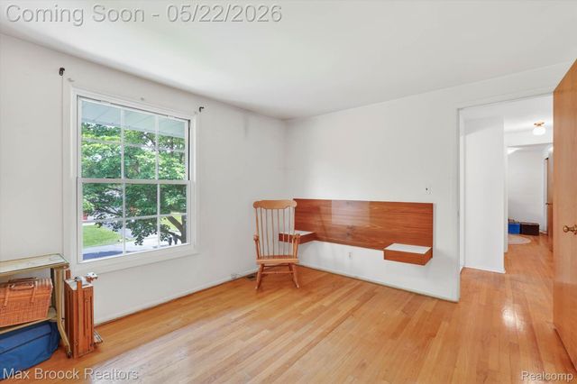 7456 Glengrove Drive, Bloomfield Charter Township, MI 48301