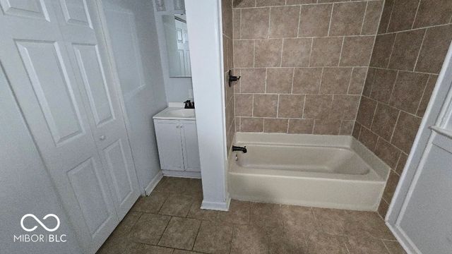 3538 Robson Street, Indianapolis, IN 46201