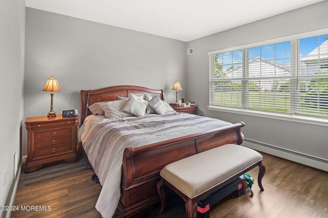 10 Jumping Brook Lane, Barnegat, NJ 08005