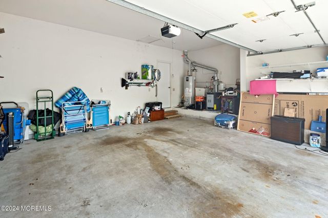 10 Jumping Brook Lane, Barnegat, NJ 08005