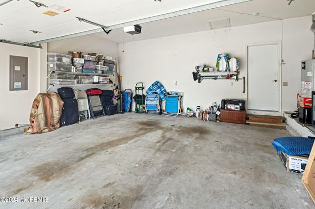 10 Jumping Brook Lane, Barnegat, NJ 08005