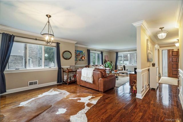 2 Beaver Landing, Harrison, NY 10528