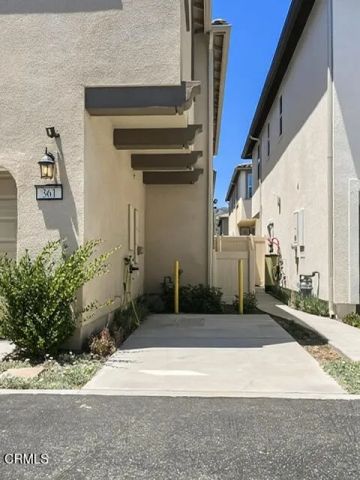 361 Allen Drive, Santa Paula, CA 93060