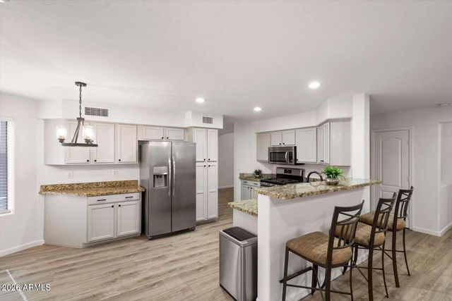 13123 W CAMBRIDGE Avenue, Goodyear, AZ 85395