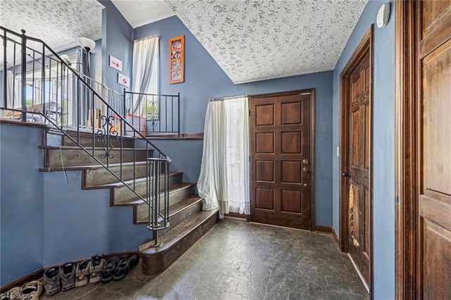 286 Kennen Krest Road, Mocksville, NC 27028