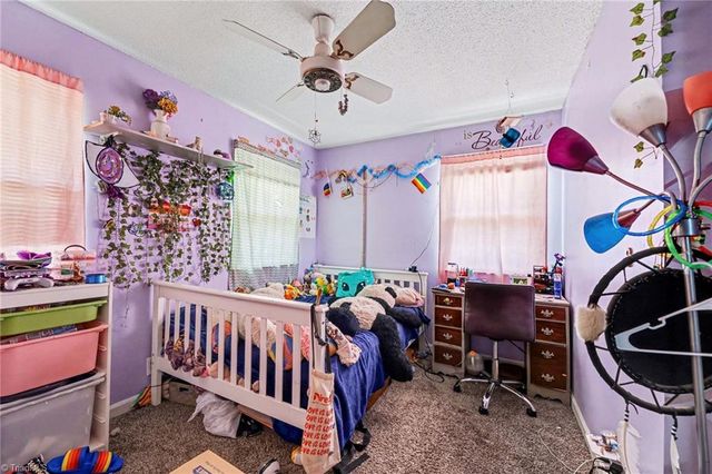 286 Kennen Krest Road, Mocksville, NC 27028