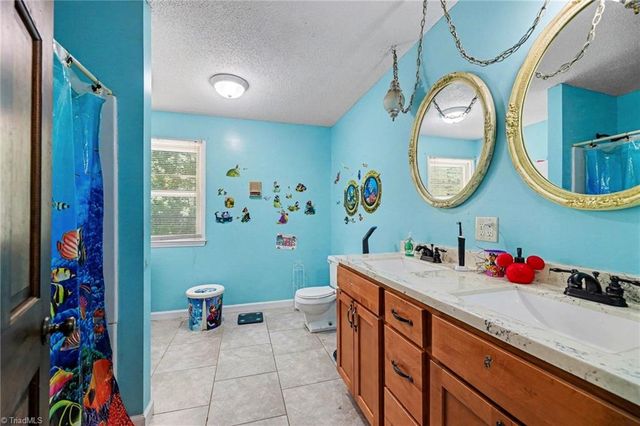 286 Kennen Krest Road, Mocksville, NC 27028