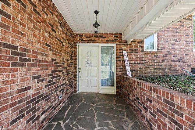 286 Kennen Krest Road, Mocksville, NC 27028