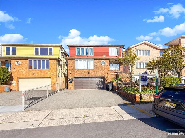 174 Maple Street 3, Fairview, NJ 07022