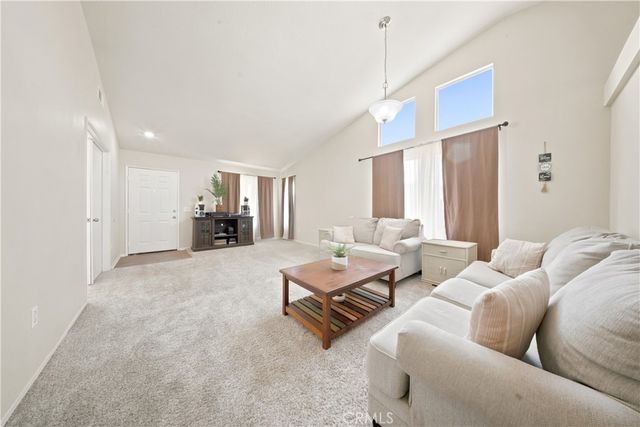44701 Sandhurst, Lancaster, CA 93536