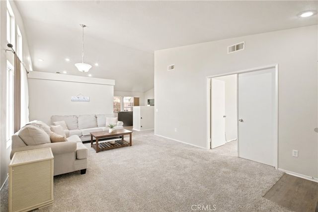 44701 Sandhurst, Lancaster, CA 93536
