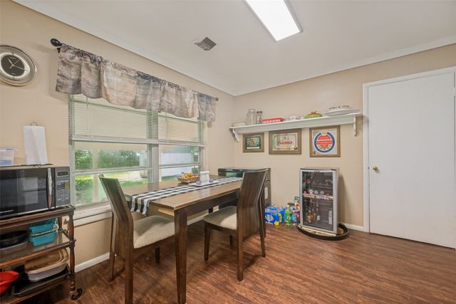 1306 Magnolia Street, Gainesville, TX 76240