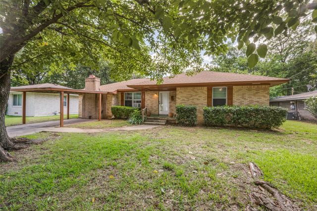 1306 Magnolia Street, Gainesville, TX 76240