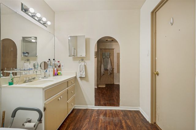 1306 Magnolia Street, Gainesville, TX 76240