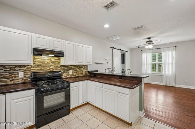 2634 GILMORE Street, Jacksonville, FL 32204
